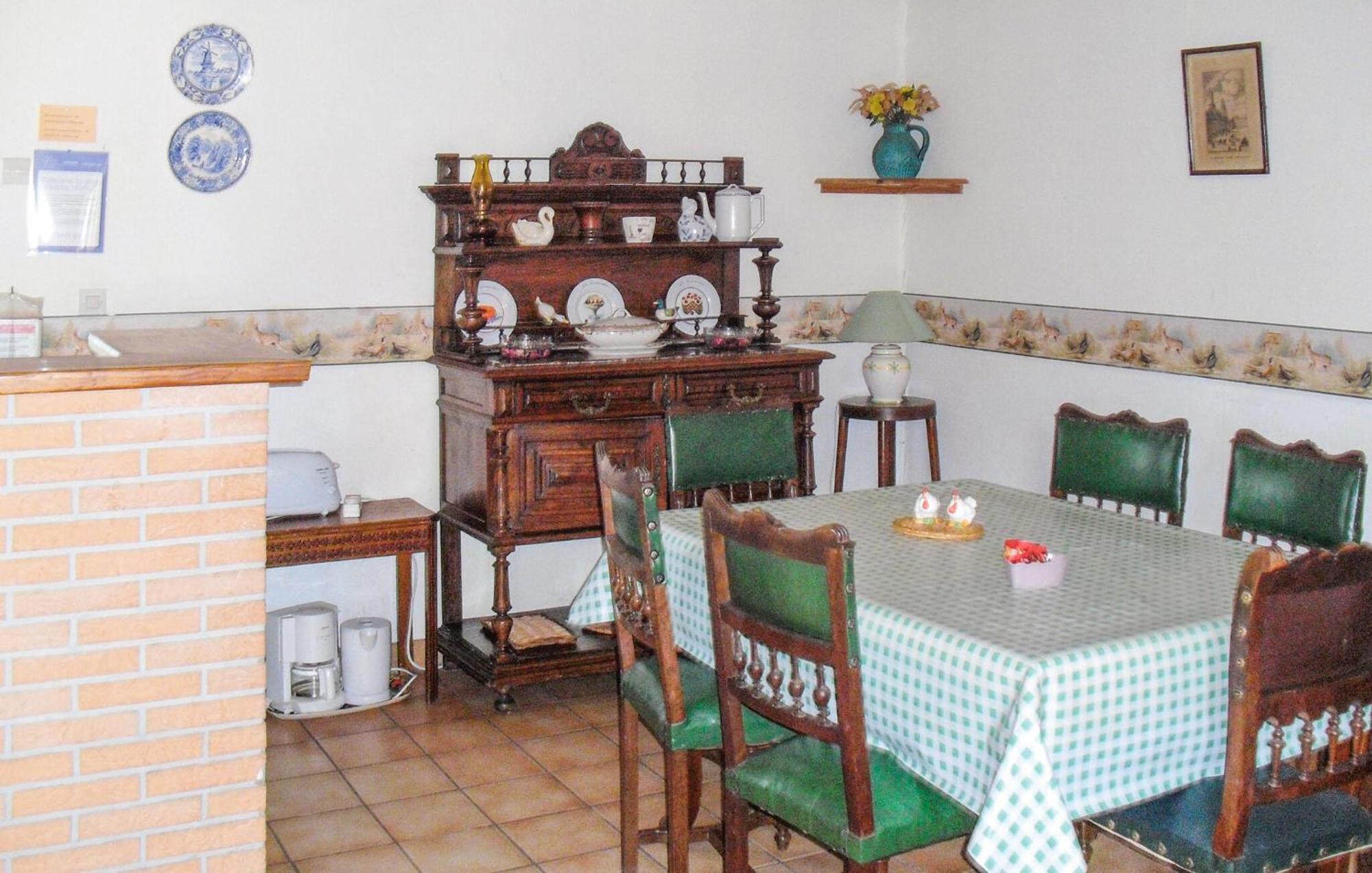 3 Bedroom Beautiful Home In Hames Boucres Extérieur photo